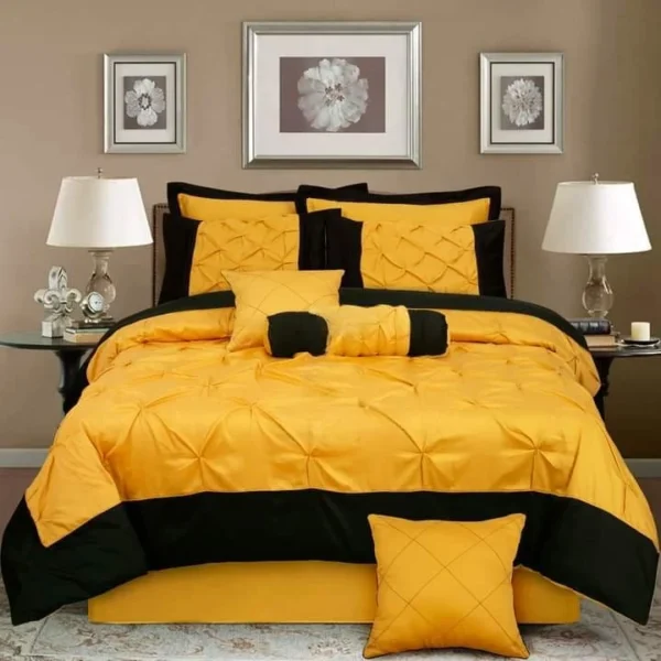 Pintuck Ash Duvet Bedding Set (Golden & Black)