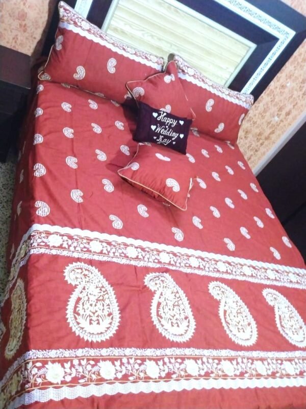 Embroidered Quilted Bedsheet Set Design (Mahroon)