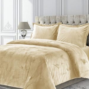 5Pcs Luxury Velvet Bridal Bedding Set (Skin)